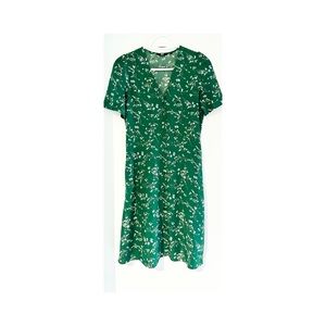 Beautiful Uniqlo Dress 💚